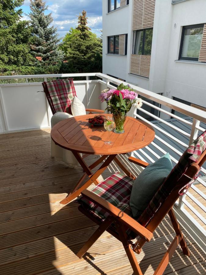 Modernes Apartment Am Hafen Mit Seeblick Grossraeschen Exterior foto