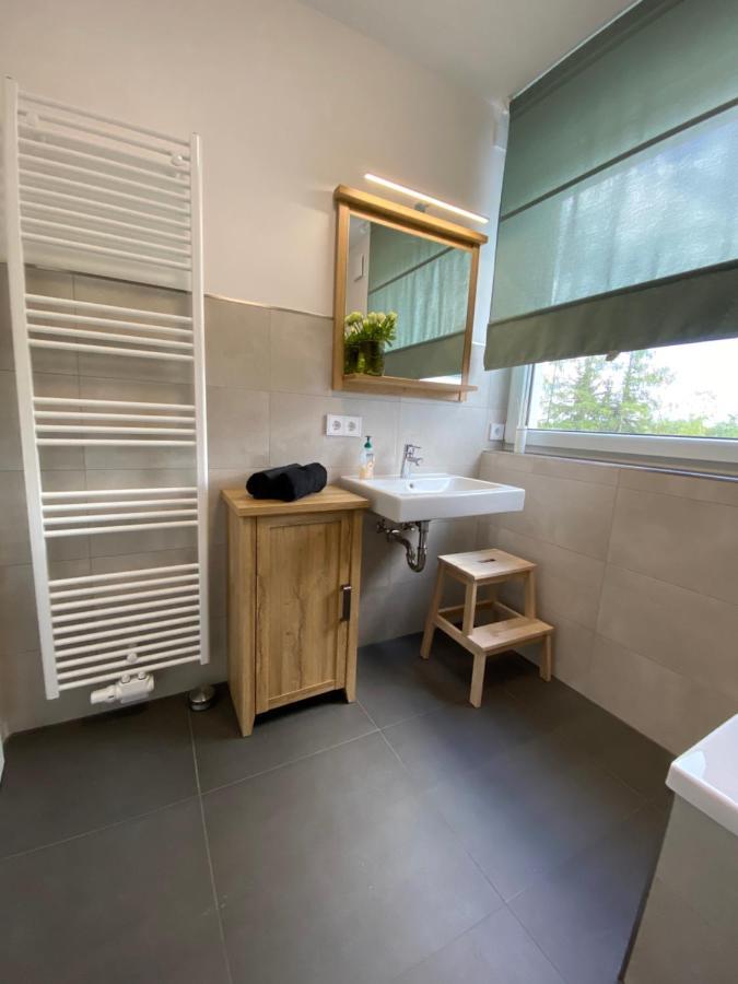 Modernes Apartment Am Hafen Mit Seeblick Grossraeschen Exterior foto